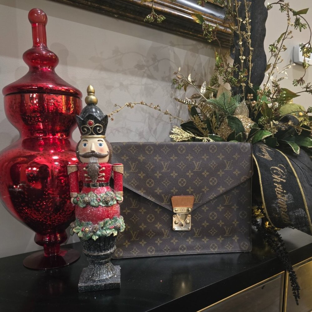 Vvguc Authentic Lv Monogram Document Bag - image 1